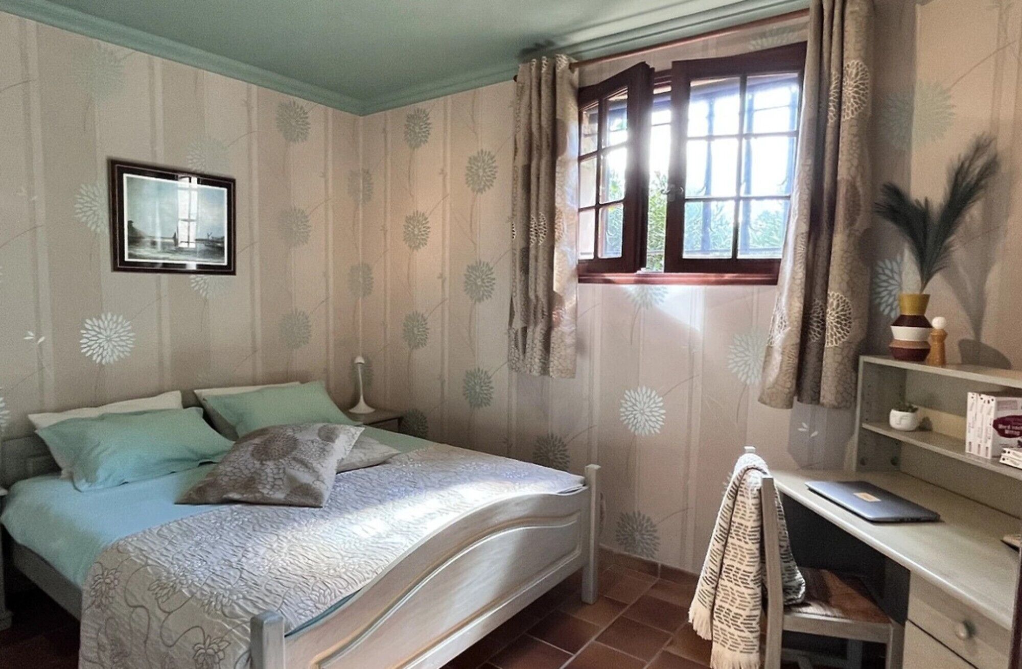 Fer et planche à repasser, Wi-Fi, draps fournis