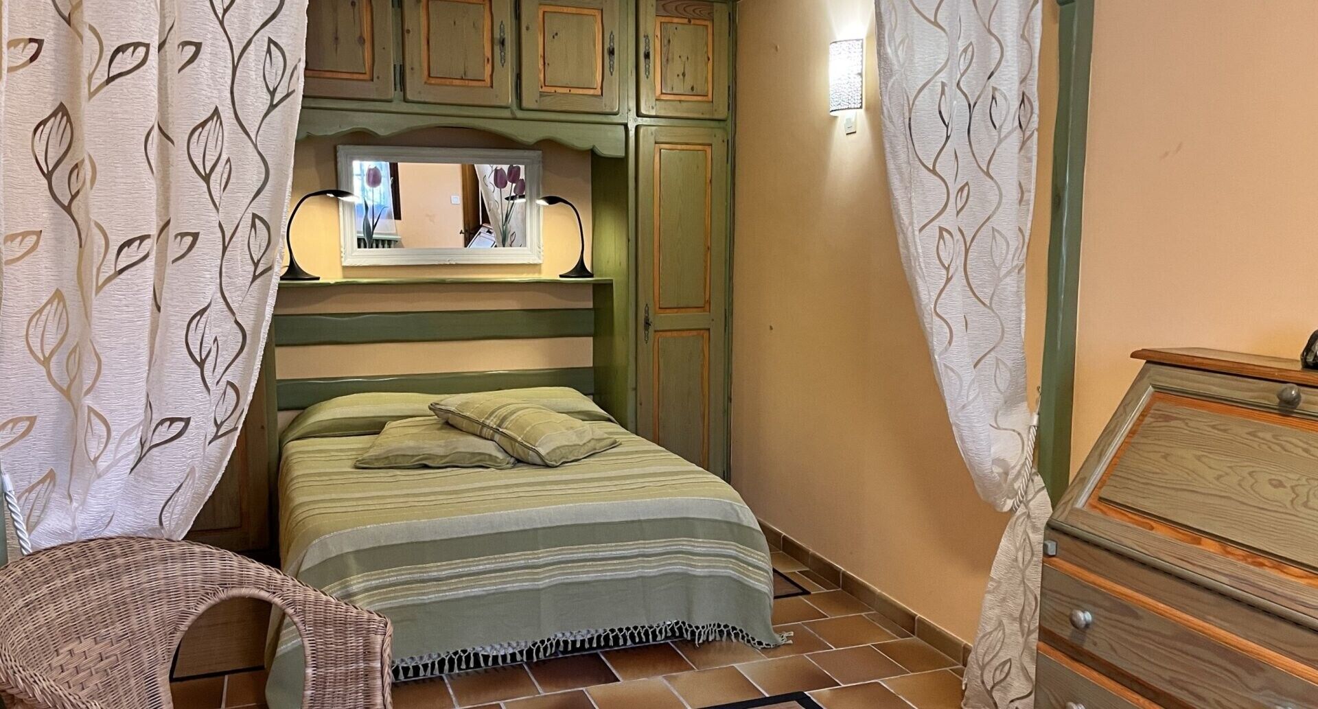 Bügeleisen/Bügelbrett, WLAN, Bettwäsche