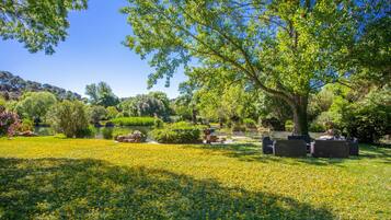 Jardines del alojamiento