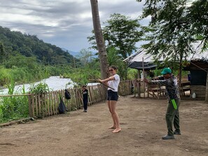 Exterior - Eden travel Cabecars (Bratzi)