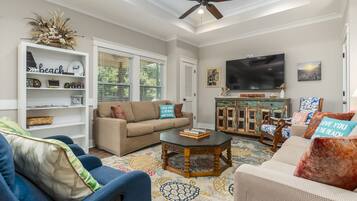 House, 2 Bedrooms | Living area