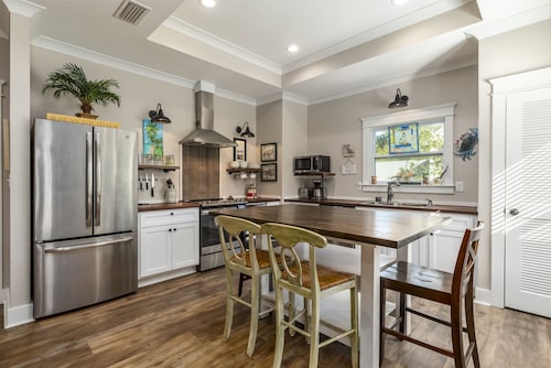 Bienville Bungalow - 304 Bienville Blvd 2 Bedroom Home