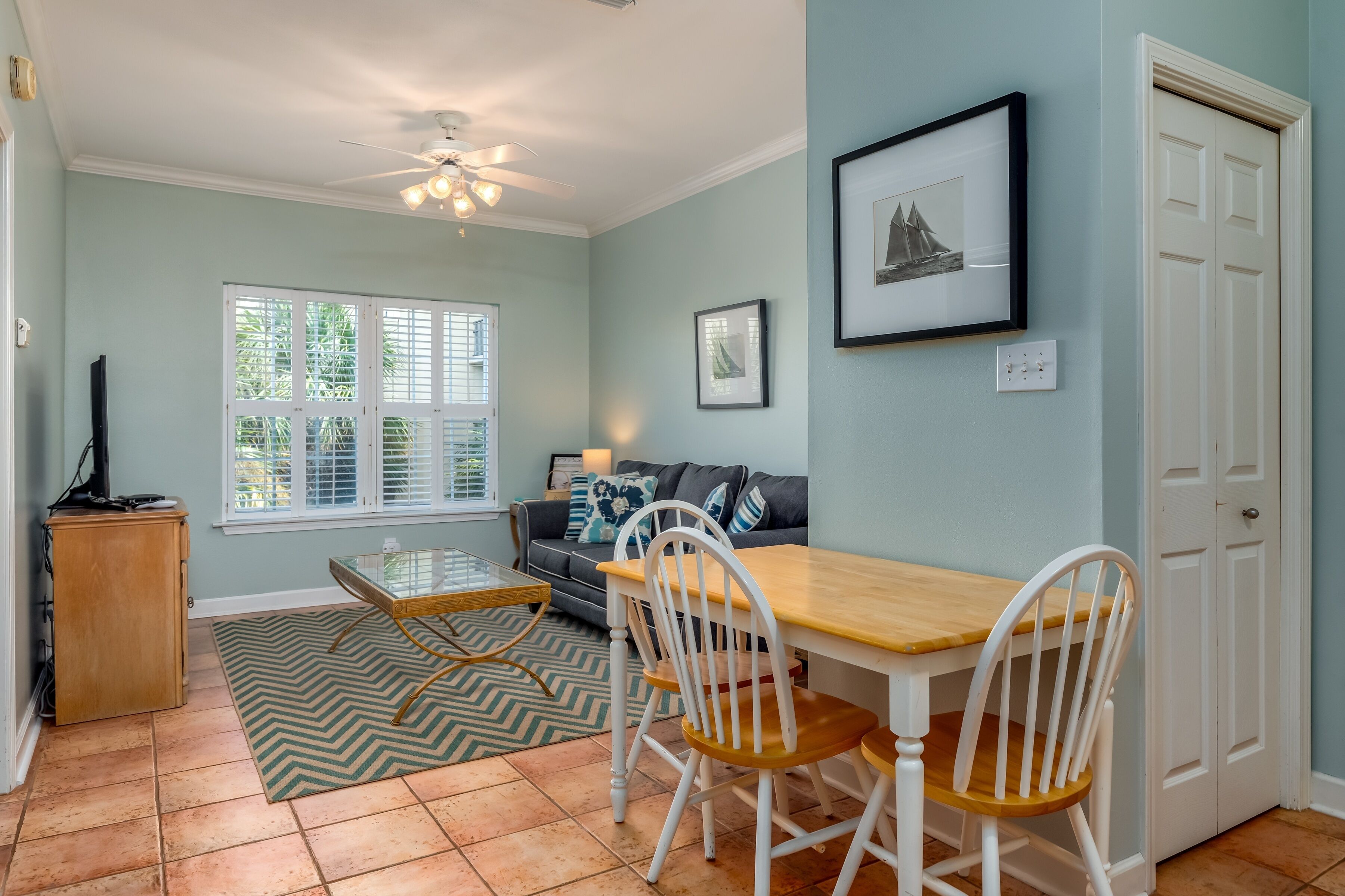 Condo, 2 Bedrooms | Interior