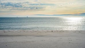 Condo, 2 habitaciones | Playa