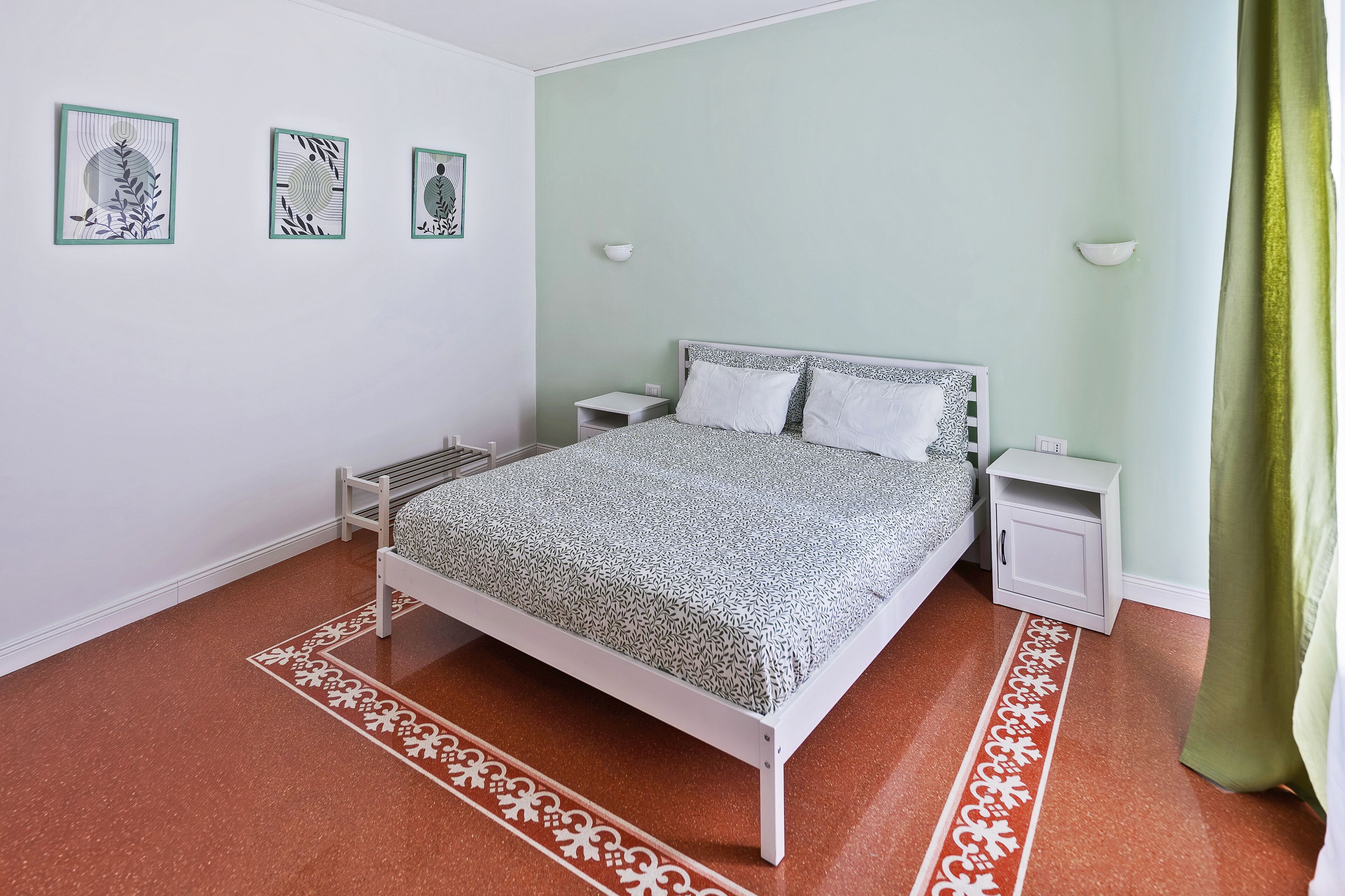 Doppelzimmer, Balkon, Gartenblick | Schreibtisch, laptopgeeigneter Arbeitsplatz, Verdunkelungsvorhänge