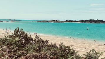 Playa en los alrededores