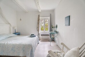 5 Schlafzimmer, Bügeleisen/Bügelbrett, WLAN, Bettwäsche