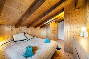 2 bedrooms, free WiFi, bed sheets - Le Petiot - mini chalet - maxi douceur - 4p (Haute-Nendaz)