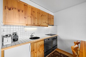 Fridge, oven, dishwasher, coffee/tea maker - Les Hauts-de-Nendaz A H2 - 5 pers - ski In&Out (Haute-Nendaz)