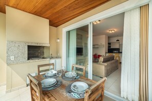 Basic Apartment | Dining - Apartments in Condo With Pool and Beachfront Floripa - ASR (Florianópolis)
