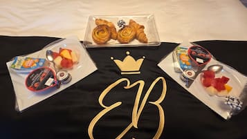 Se ofrece un desayuno continental (9.99 GBP por persona)