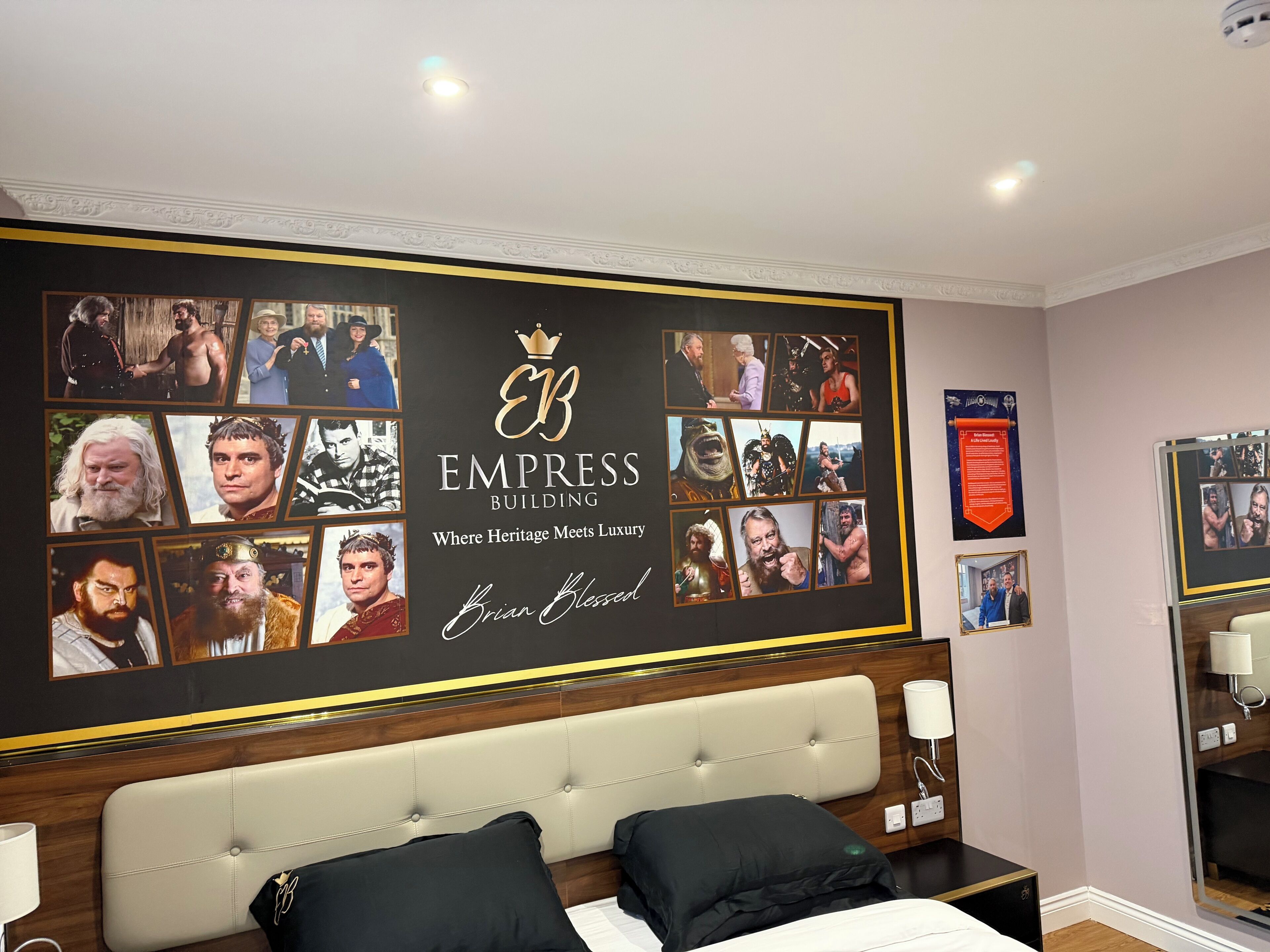 مكتب ومساحة عمل للكمبيوتر المحمول وواي فاي مجانًا