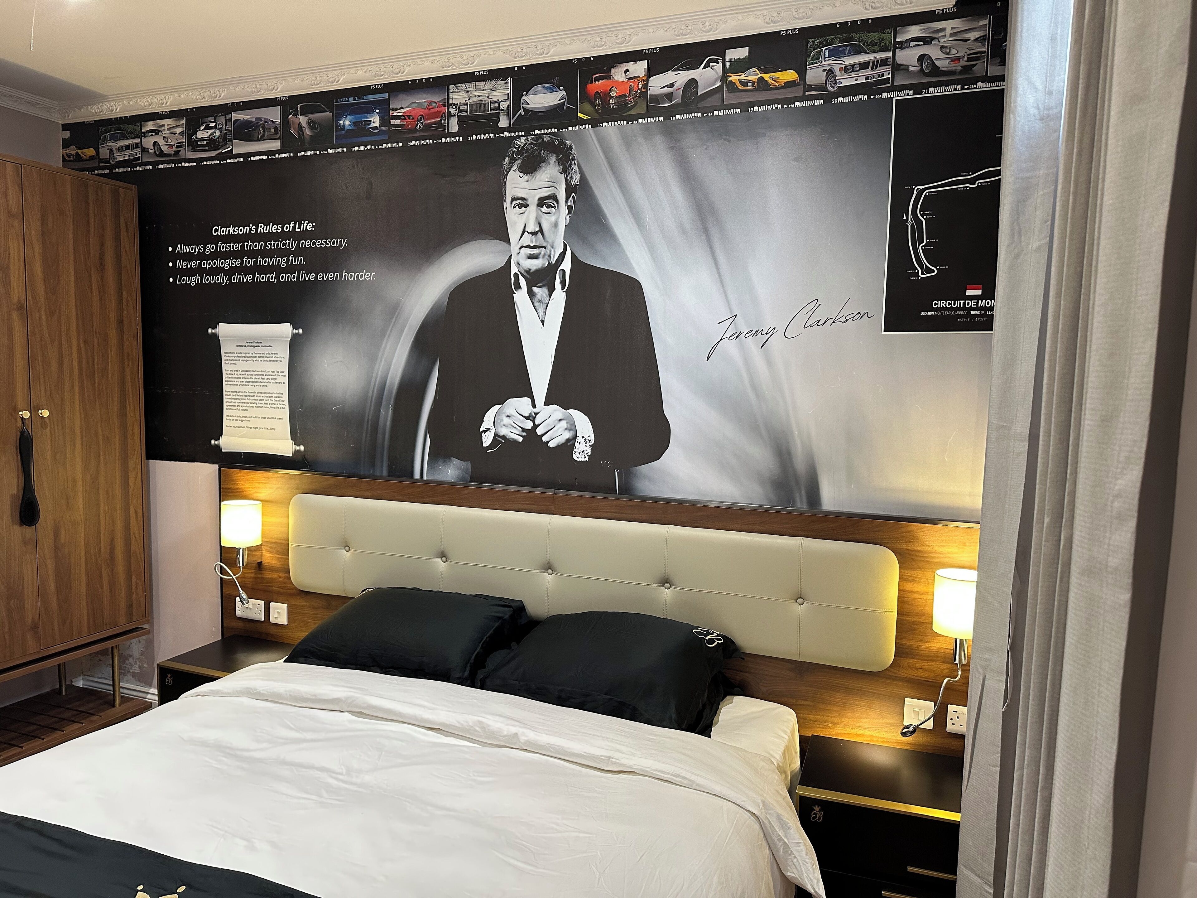 Luxury Suite, 1 King Bed, Non Smoking, Ensuite | In-room safe, individually decorated, individually furnished, desk