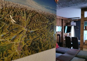 Room - Apartment 'Allgäu Fewo Hüttenflair Bergblick' with Mountain View, Private Terrace and Wi-Fi (Bad Hindelang)