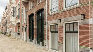 Exterior detail - Hotel Middelland Rotterdam (Rotterdam)
