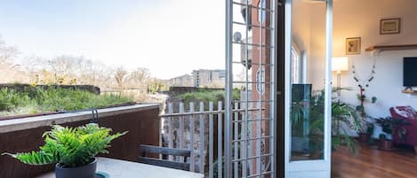 Apartment | Balcony