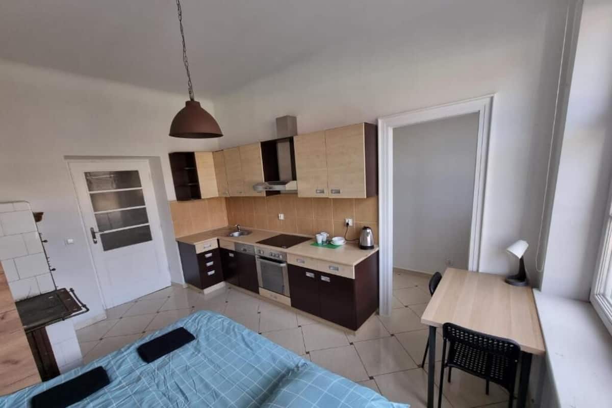 Desk, laptop workspace, iron/ironing board, free WiFi