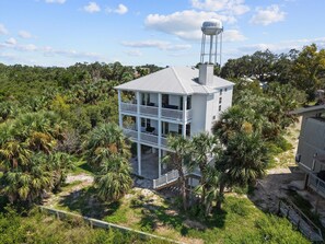 Exterior - Gulf Landing- Amazing Water View with Boat Parking (Cedar Key)