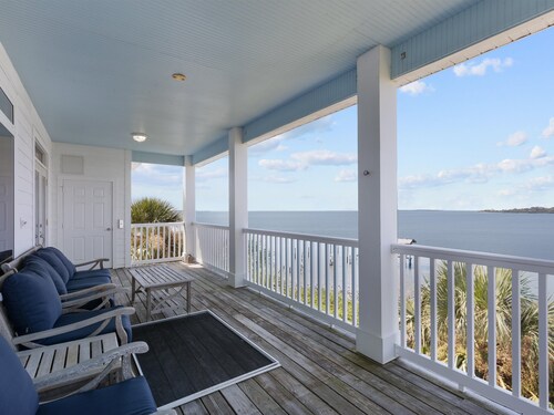 Gulf Landing- Amazing Water View with Boat Parking