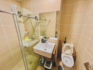 Room, 1 Bedroom, Accessible | Bathroom - Room-cozy B&B in the Heart of Quezon Cit (Quezon City)