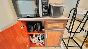 Room, 1 Bedroom, Accessible | Interior