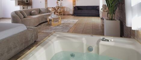 Desk, laptop workspace, free WiFi