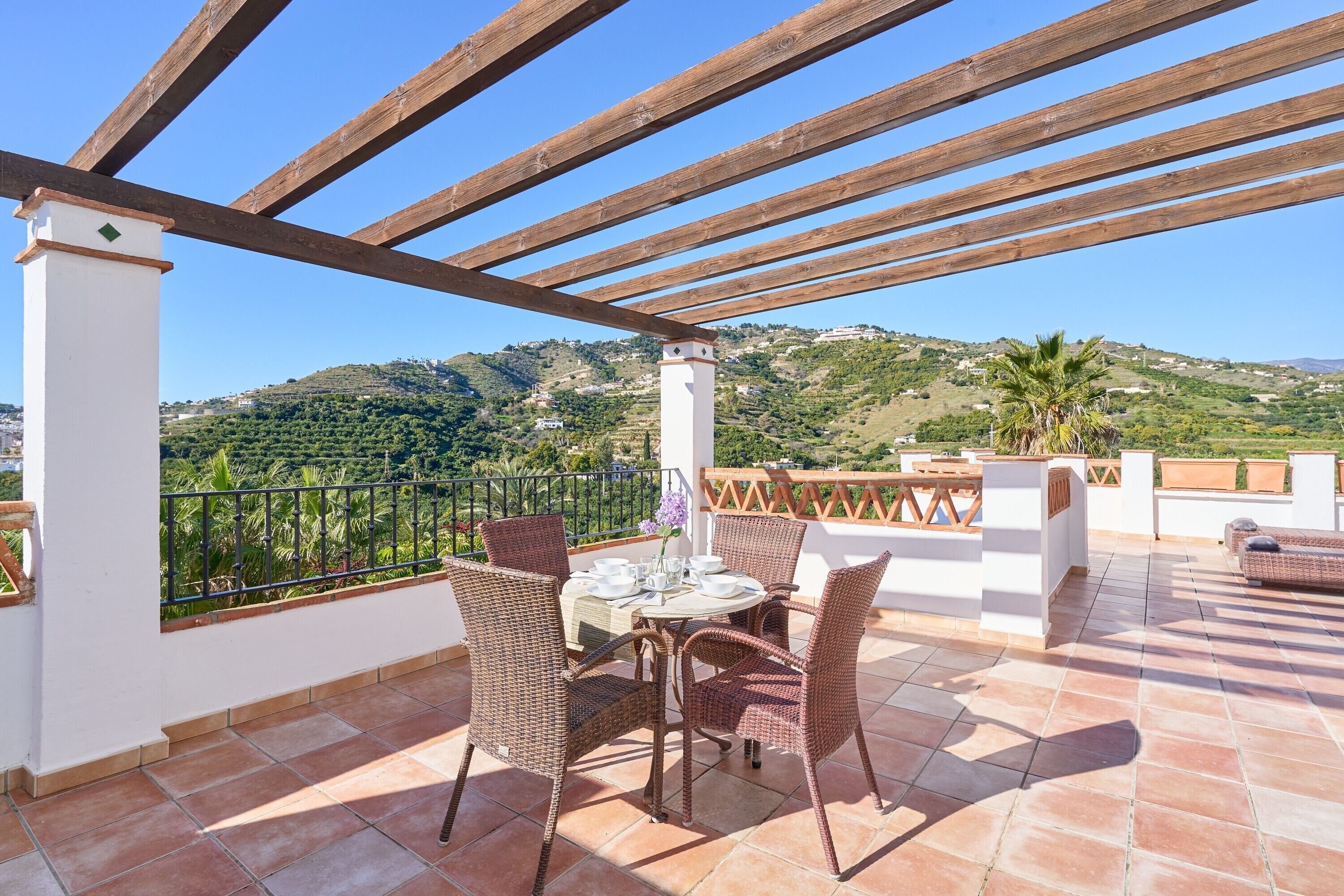 屋外ダイニングエリア