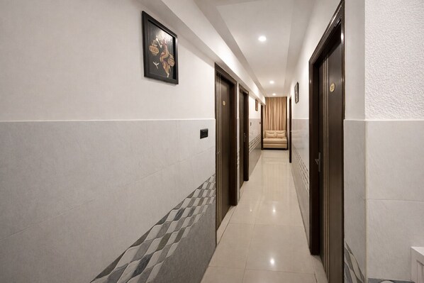Lobby - RHG Rooms (Bengaluru)