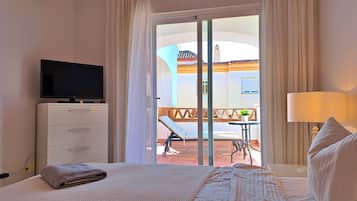 2 habitaciones, tabla de planchar con plancha, wifi y ropa de cama