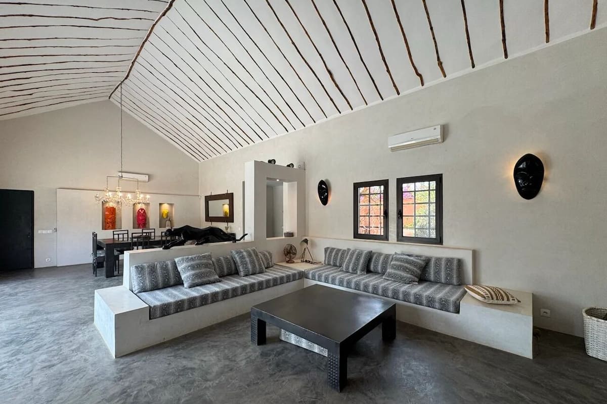 Biệt thự Superior, quang cảnh hồ bơi | Khu phòng khách