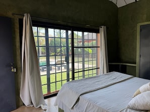 Villa – deluxe, røyk, bassengutsikt | Wi-fi (inkludert)