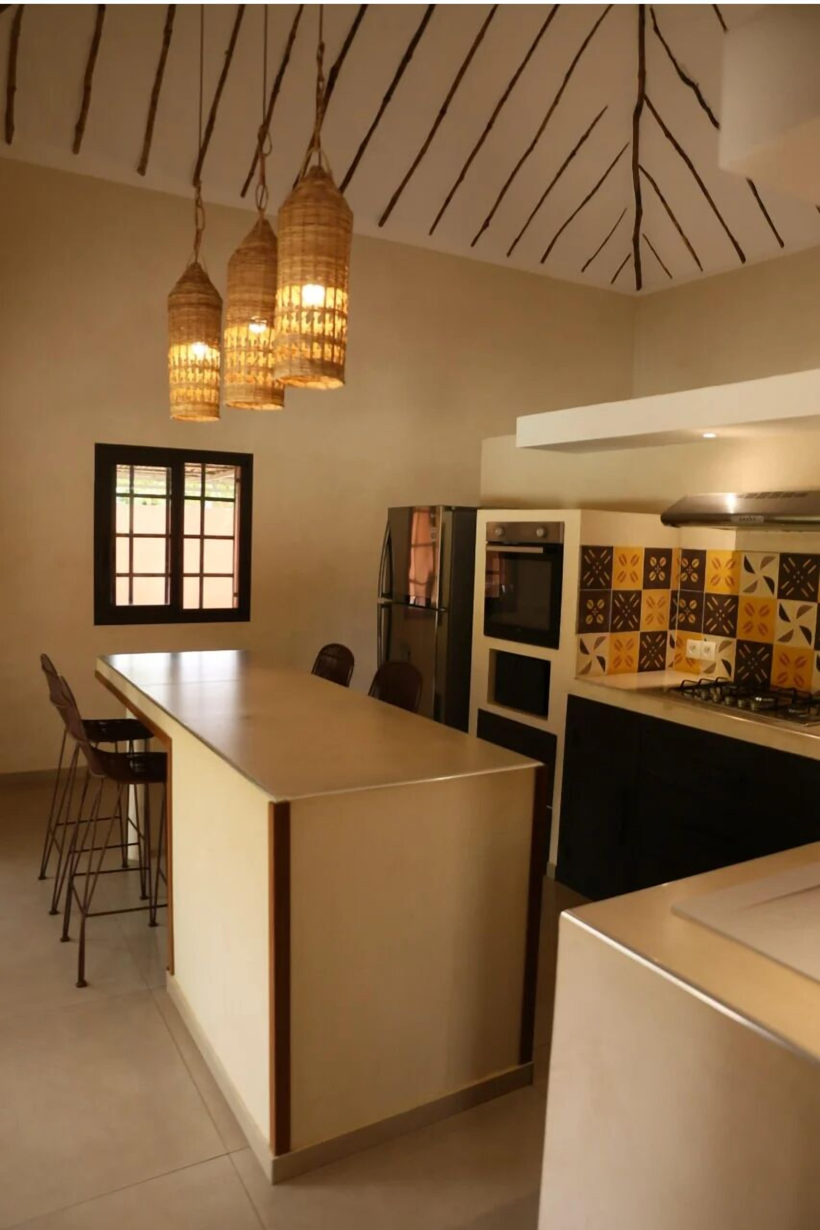 Design-Villa, Terrasse, Poolblick | Eigene Küche