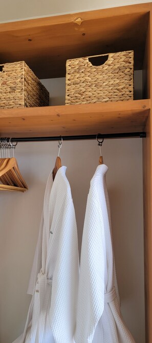 Exterior - Lorraine's Suites (Kefalonia)