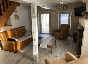 Televisie en een open haard