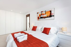 In-room safe, iron/ironing board, free WiFi, bed sheets