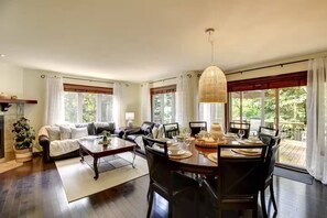 تناول الطعام