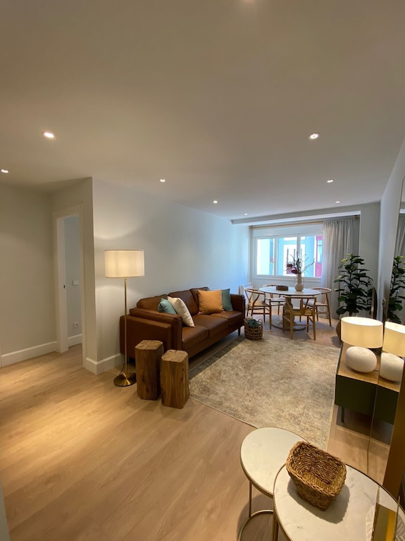 Socaire Apartment In Ribadesella Central, Renovated, Near The Beach - Ribadesella