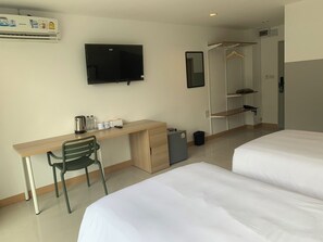 Phòng 2 giường đơn Tiêu chuẩn, quang cảnh thành phố | Truy cập Internet không dây miễn phí