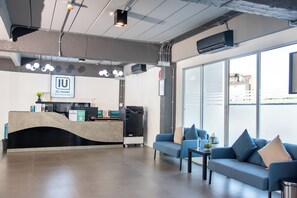 Sala de estar en el lobby