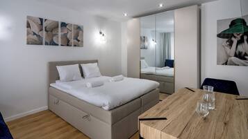 Tabla de planchar con plancha y wifi gratis