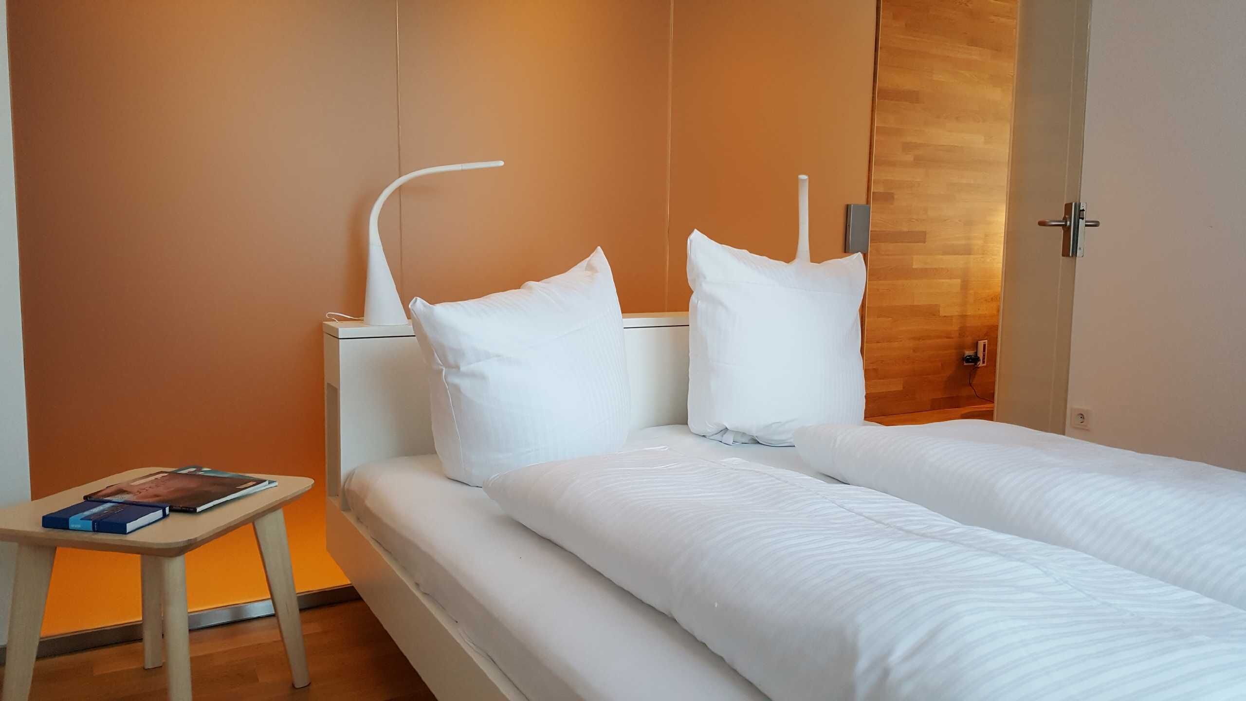 WiFi、ベッドシーツ