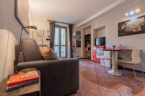 Living area - Cozy Flat near Inalpi Arena by Wonderful Italy (Turin)