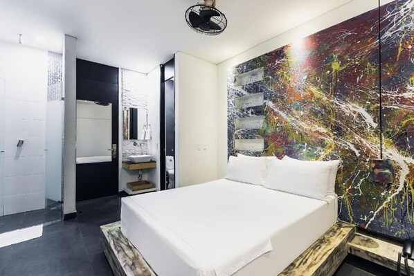 Standard Double Room | Free WiFi - Gallery Hotel Medellín (Medellín)