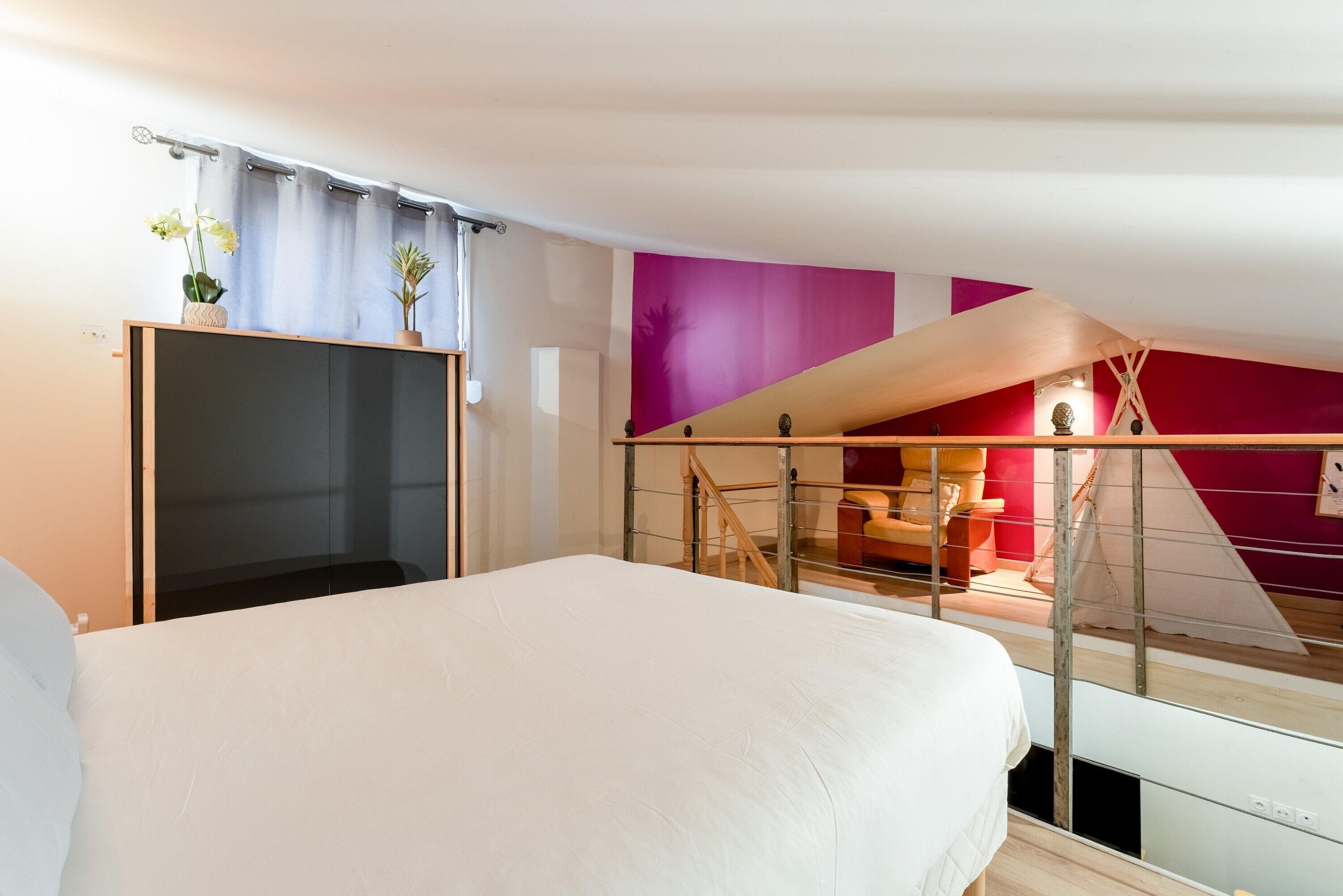 Fer et planche à repasser, Wi-Fi, draps fournis