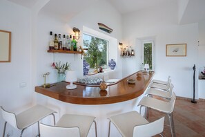 Bar (on property) - Exceptional family property (Vila Nova de Cacela)