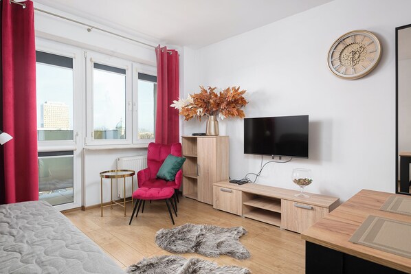 Apartment, Kitchen | Living room - RentPlanet - Apartament Chałubińskiego (Warsaw)