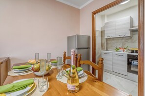 Standard Apartment, Multiple Bedrooms (La Casa dei Nonni) | Private kitchen | Fridge, oven, stovetop, dishwasher - La Casa dei Nonni (Salbertrand)