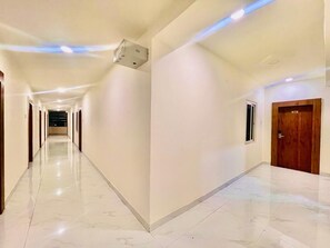 Lobby - Hotel Sm Eagle Grand Airport Zone Hyd (Hyderabad)