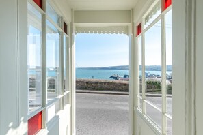 Interior - 2 Bed in New Quay (oc-h30586) (New Quay)
