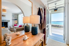 Interior - 2 Bed in New Quay (oc-h30586) (New Quay)